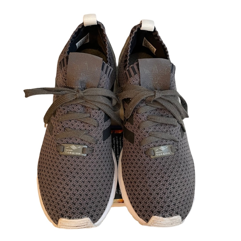 ADIDAS womens ZX Flux primeknit size 8, charcoal grey